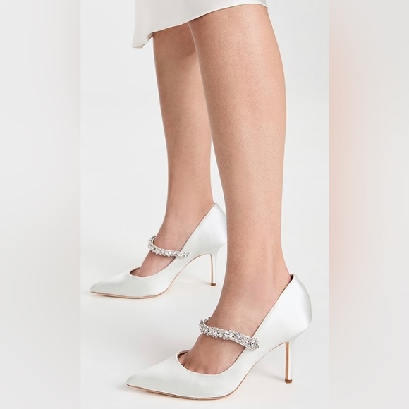 Badgley Mischka Theory Pumps - Picture 3 of 14